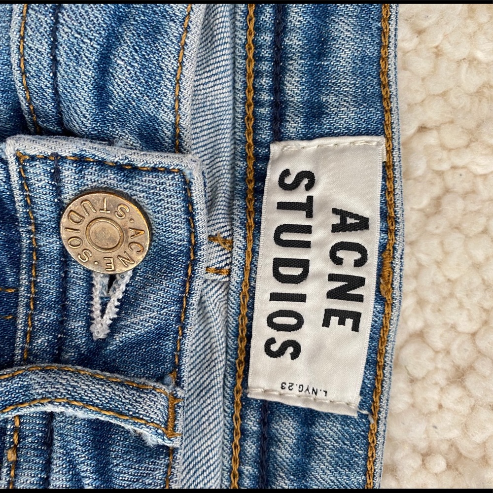 Acne studios low rise skinny jeans size 24